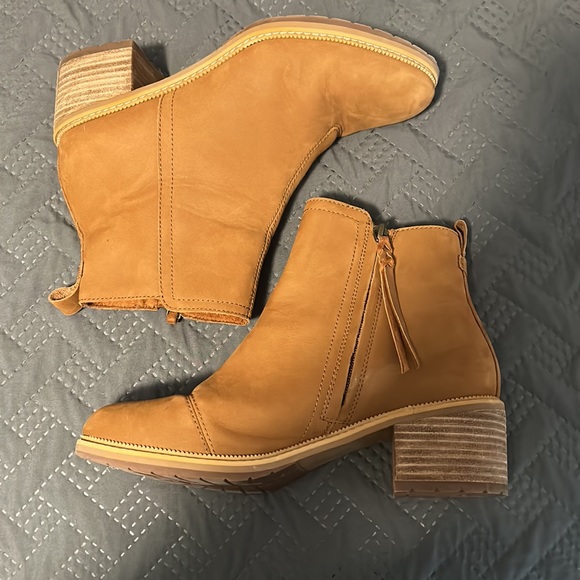TOMS Suede Block Heel Booties - Picture 2 of 4